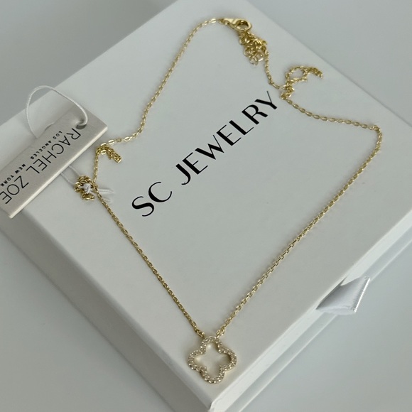 Rachel Zoe Clover Necklace 14k Gold Plated Cubic Zirconia - Picture 4 of 4